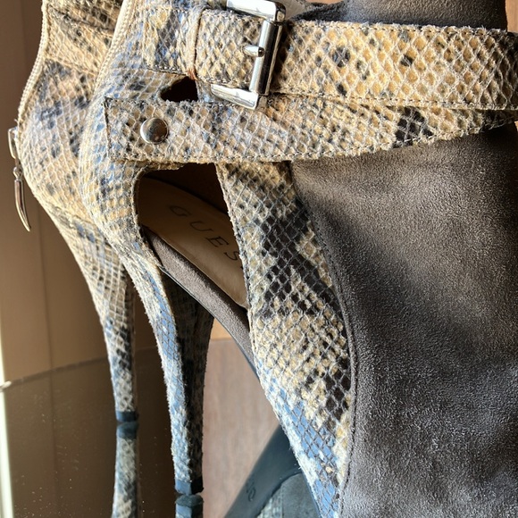 Guess Bootie - Picture 2 of 6
